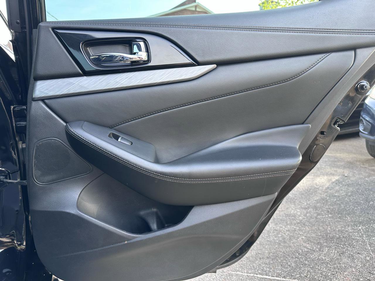 Used 2017 Nissan Maxima 3.5 SL FWD image 33