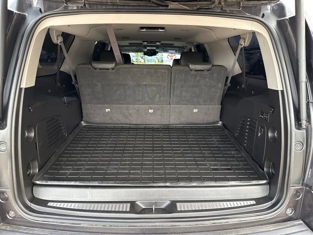 Used 2017 GMC Yukon XL SLT w/ Open Road Package AWD/4WD image 15
