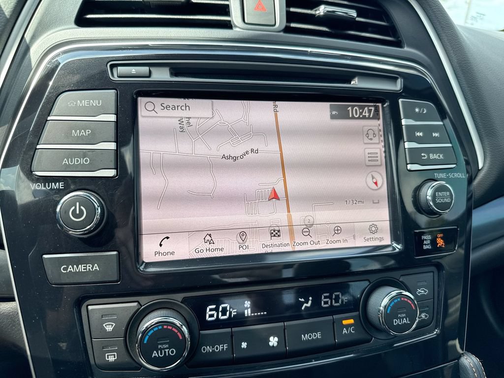 Used 2023 Nissan Maxima SR w/ Sport Mat Group FWD image 15