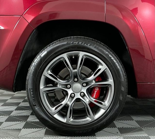 Used 2018 Jeep Grand Cherokee SRT w/ Trailer Tow Group IV image 8