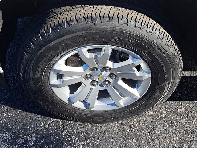 Used 2022 Chevrolet Colorado LT w/ LT Convenience Package image 8