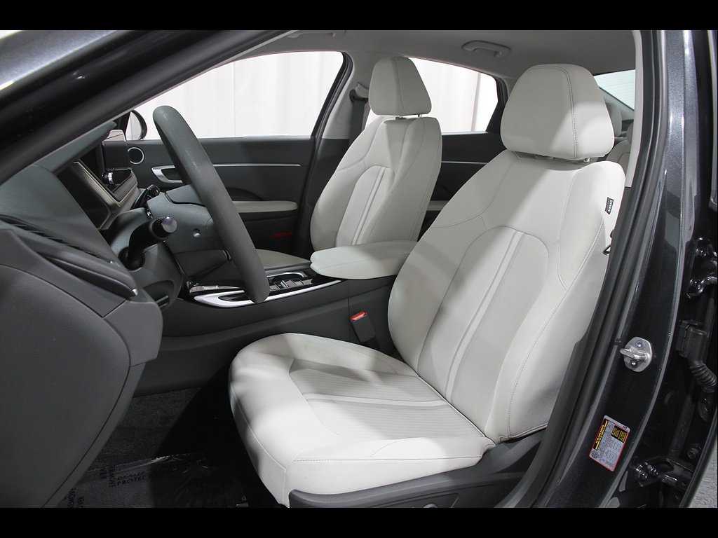 Certified 2023 Hyundai Sonata SEL FWD image 5