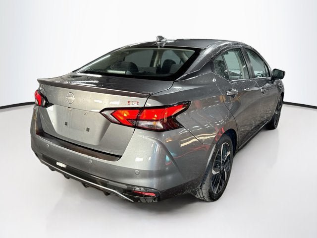 Used 2025 Nissan Versa SR FWD image 5