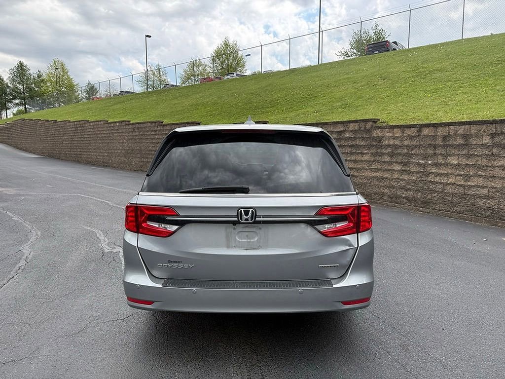 Used 2023 Honda Odyssey Touring image 5