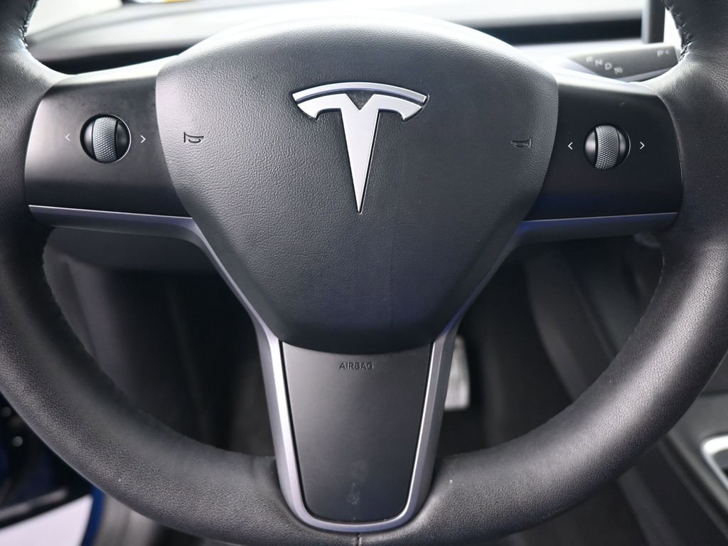 Used 2021 Tesla Model Y Long Range image 27