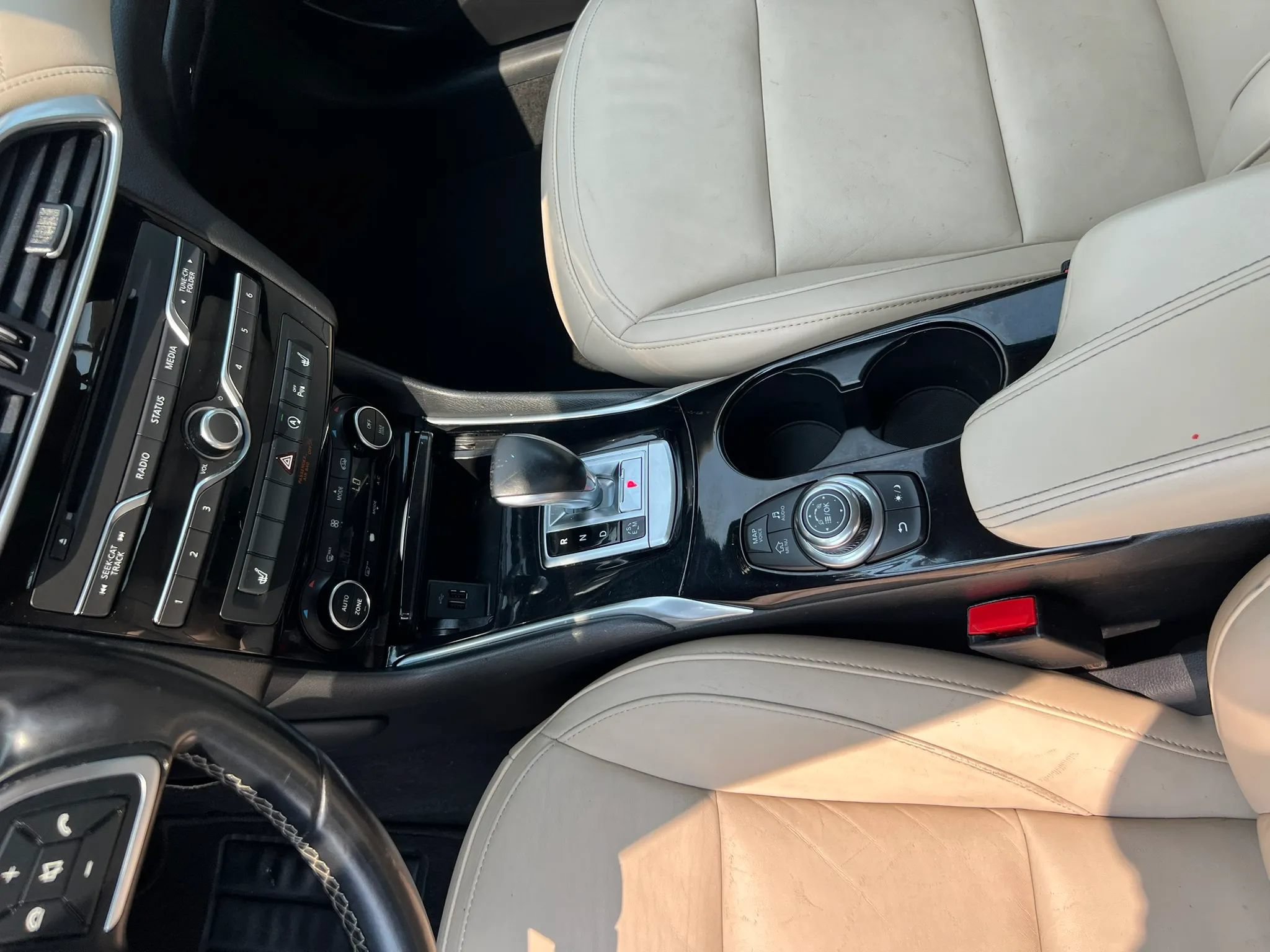 Used 2018 INFINITI QX30 Premium w/ Navigation Package AWD/4WD image 26