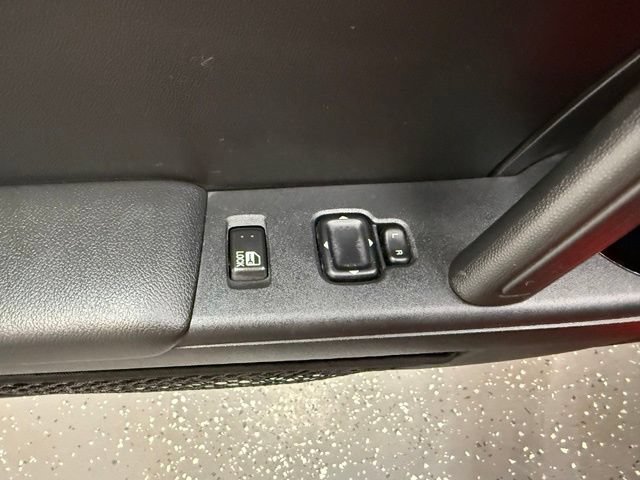 Used 2013 MAZDA MX-5 Miata Club RWD image 12