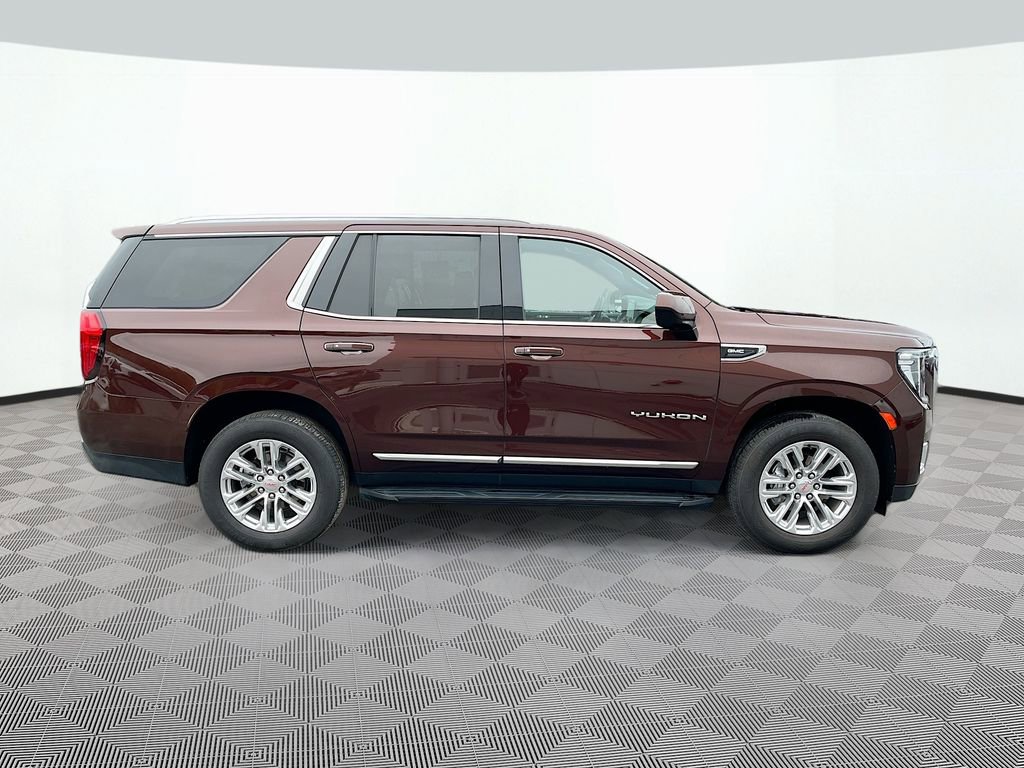 Used 2023 GMC Yukon SLT RWD image 4