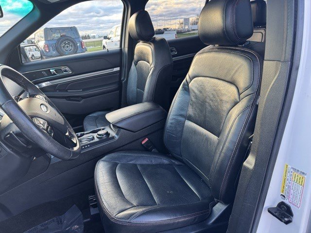 Used 2016 Ford Explorer Sport image 12