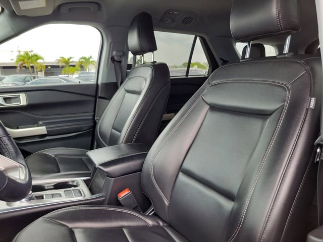 Used 2023 Ford Explorer XLT w/ Equipment Group 202A RWD image 21
