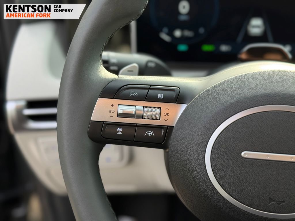 Used 2025 Hyundai Tucson Limited image 20