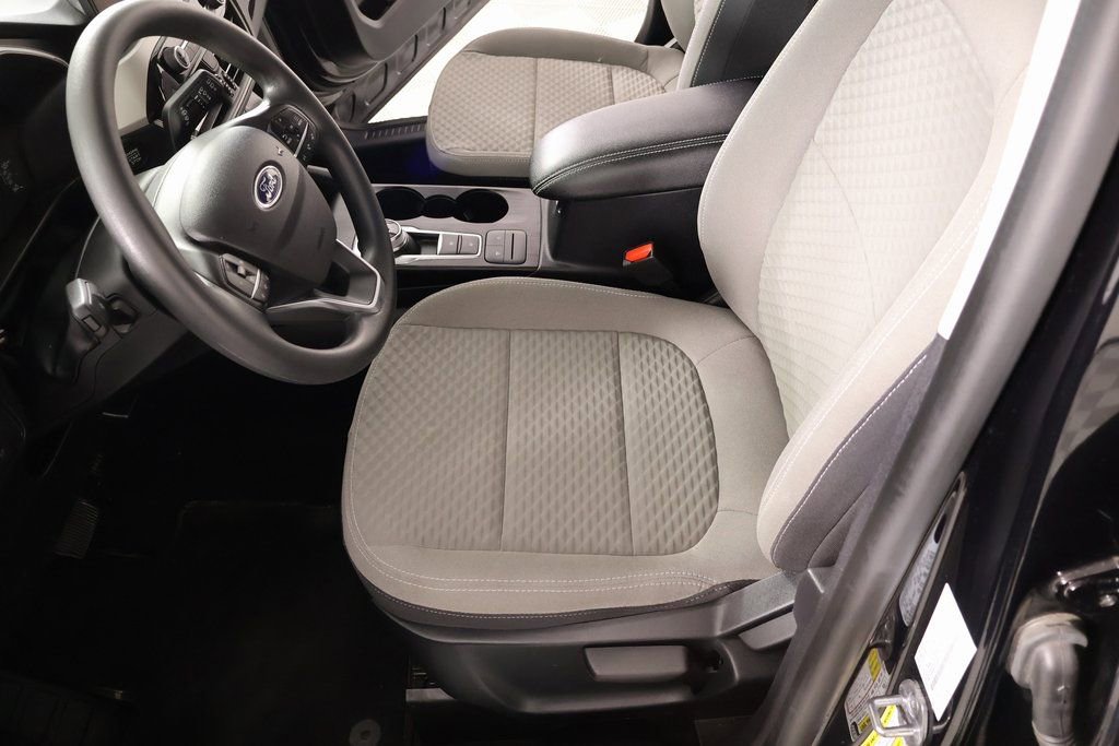 Used 2022 Ford Escape SE image 10