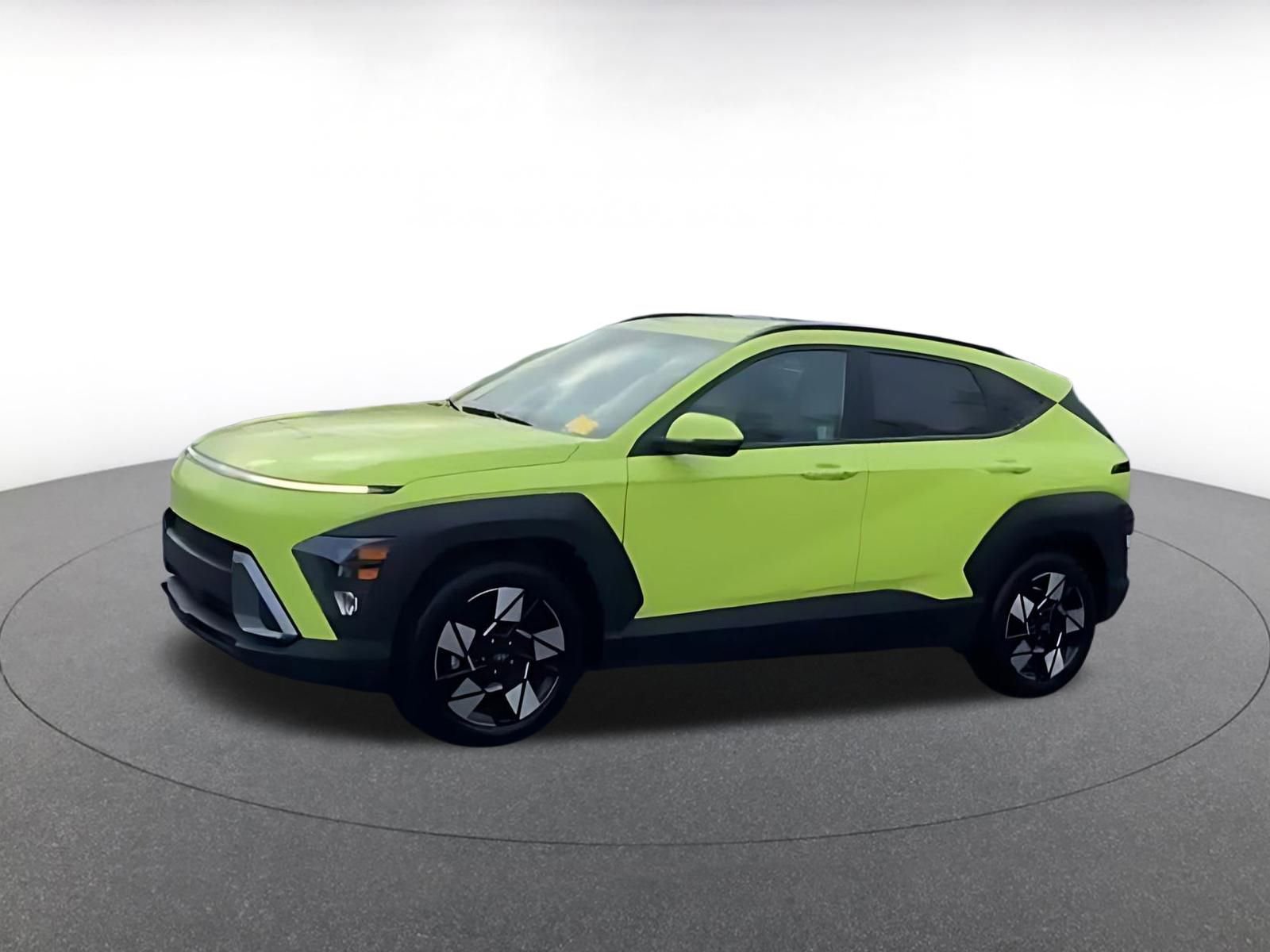 Used 2025 Hyundai Kona SEL image 8