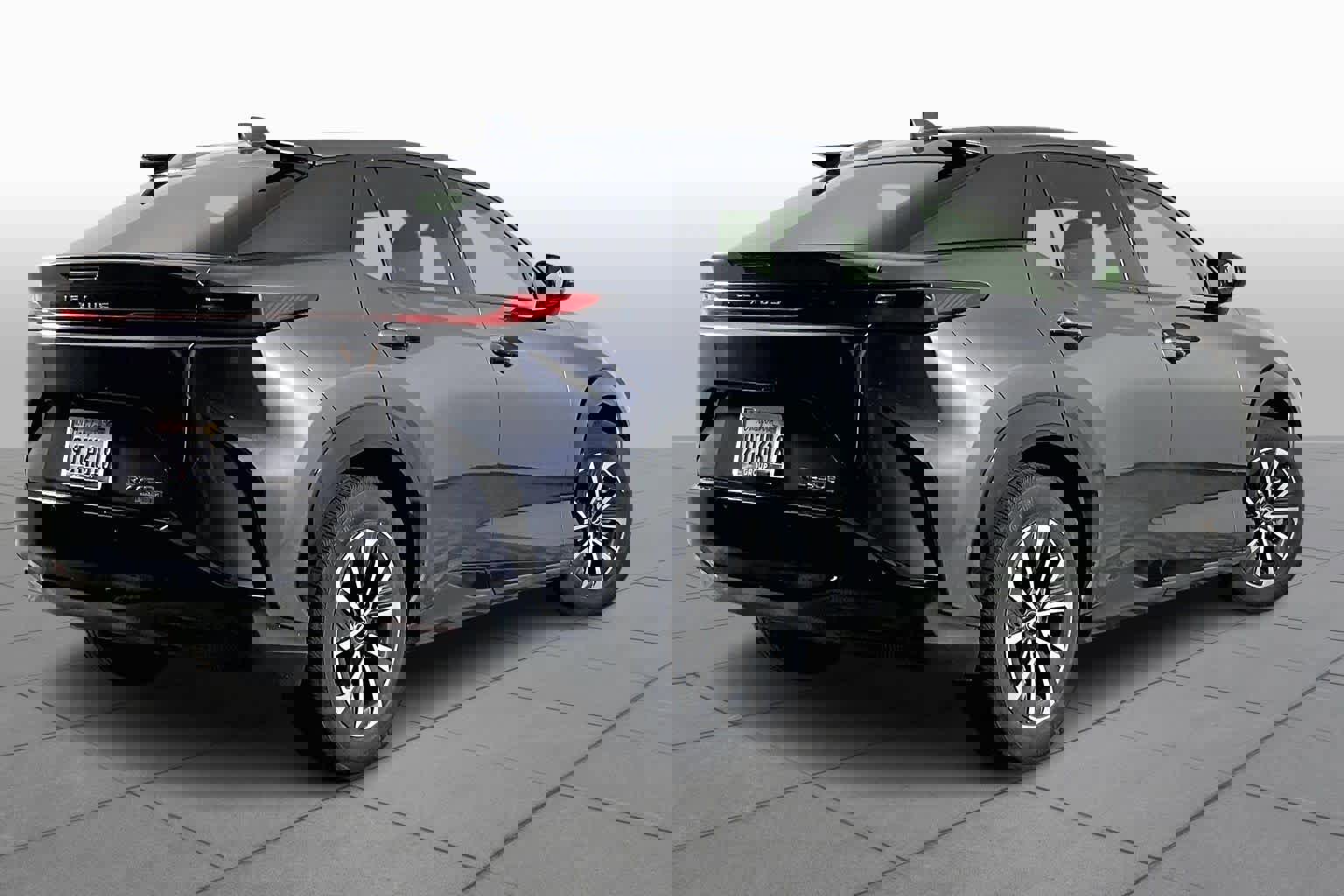 Used 2023 Lexus RZ 450e Premium image 12