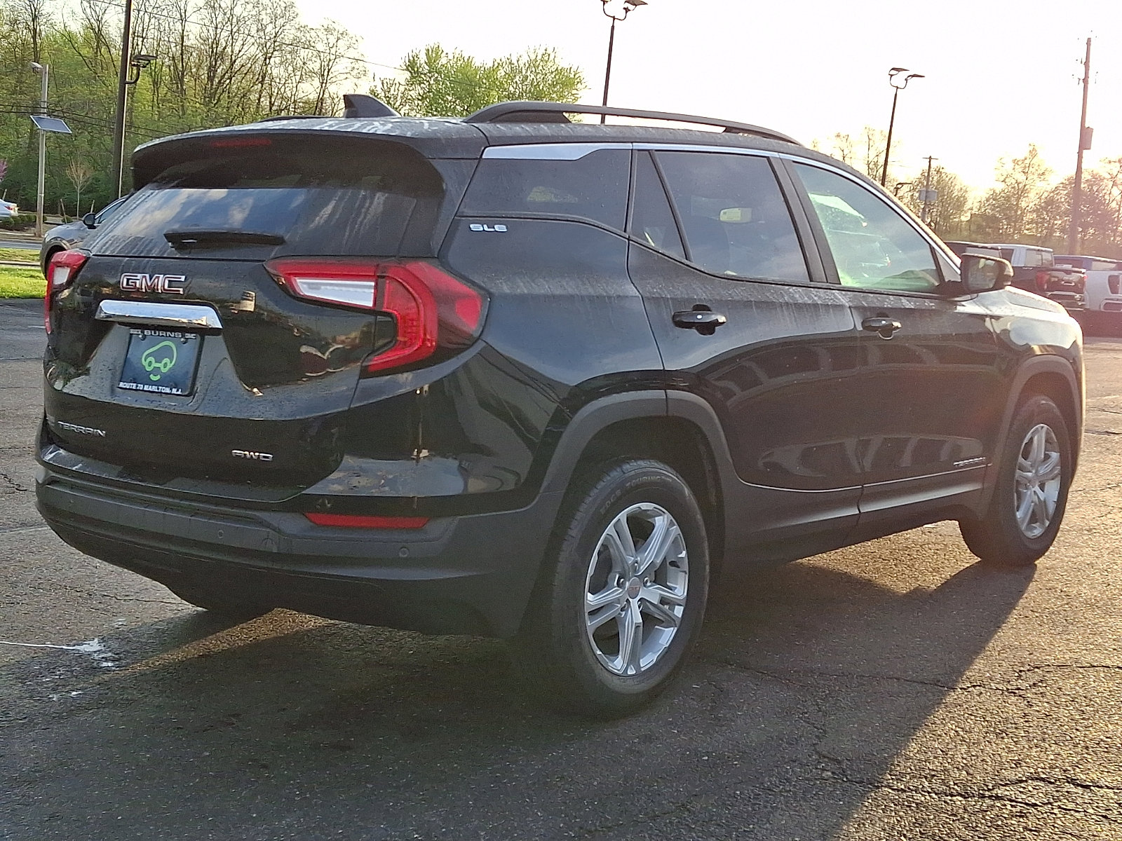 Certified 2023 GMC Terrain SLE w/ Driver Convenience Package image 5