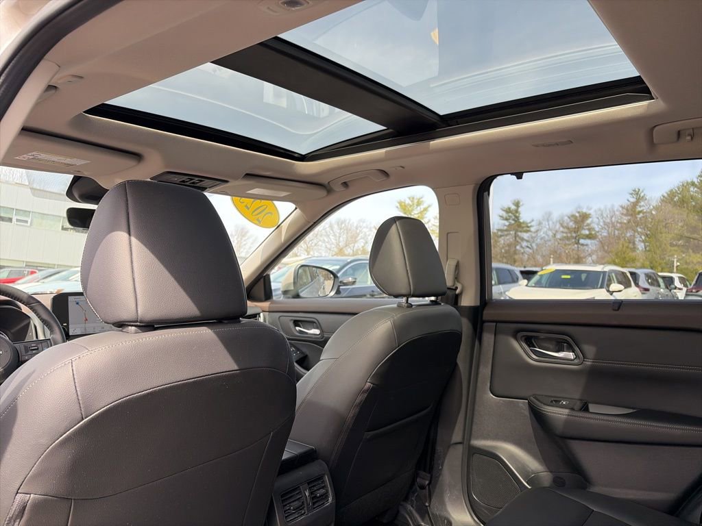 Certified 2023 Nissan Rogue SL w/ SL Premium Package image 20