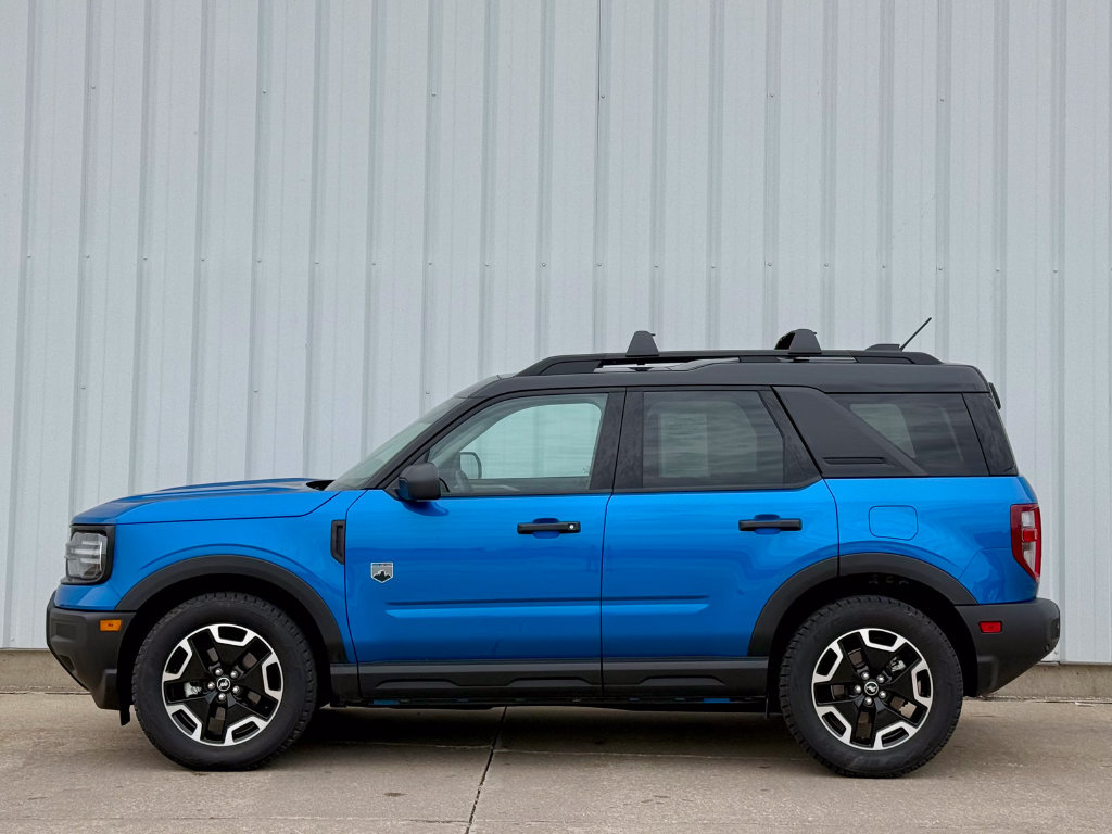 Certified 2025 Ford Bronco Sport Big Bend w/ Convenience Package AWD/4WD image 3