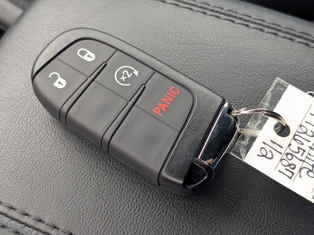 New 2026 Jeep Compass Latitude AWD/4WD image 28