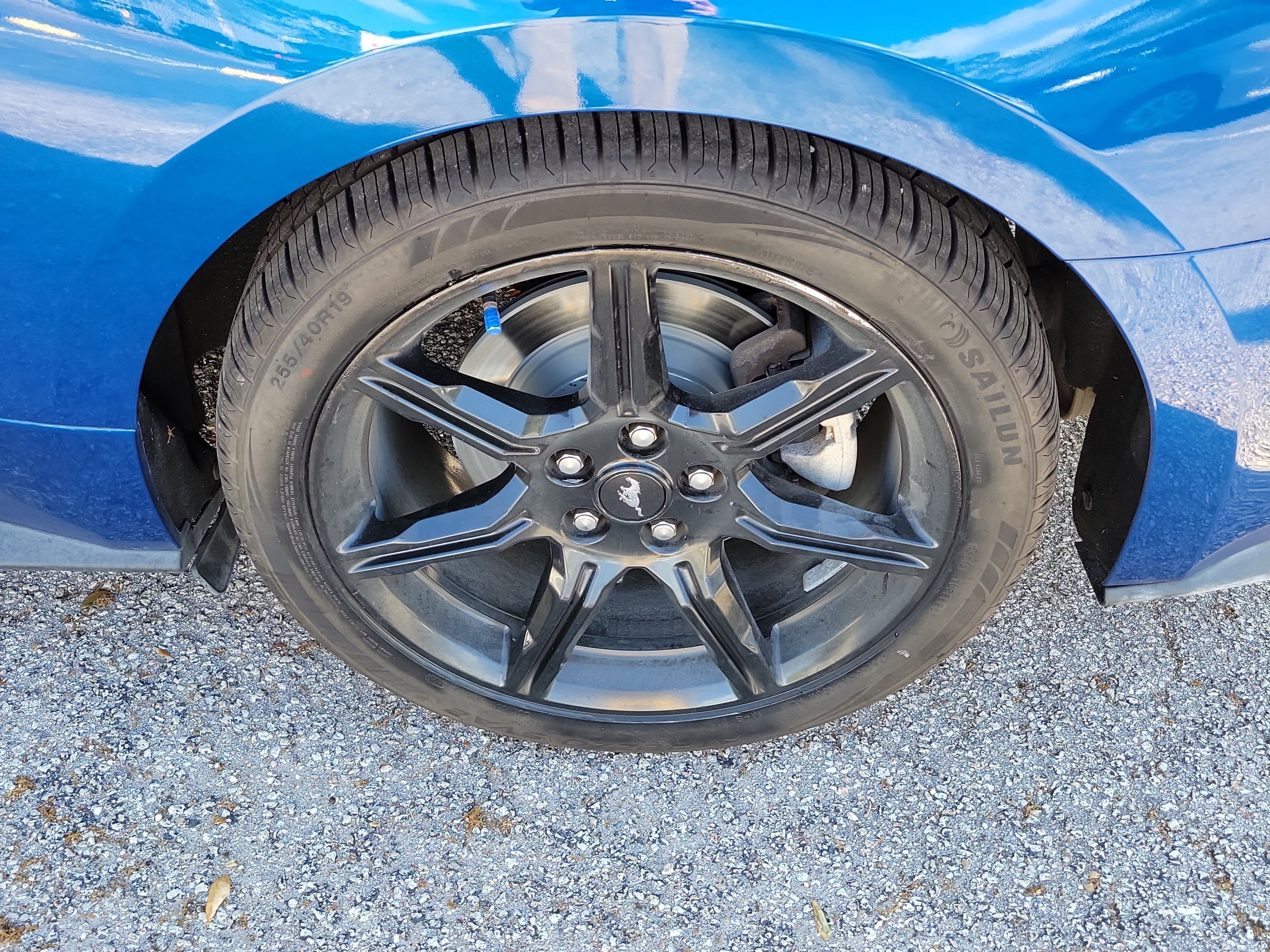 Used 2018 Ford Mustang Premium image 33