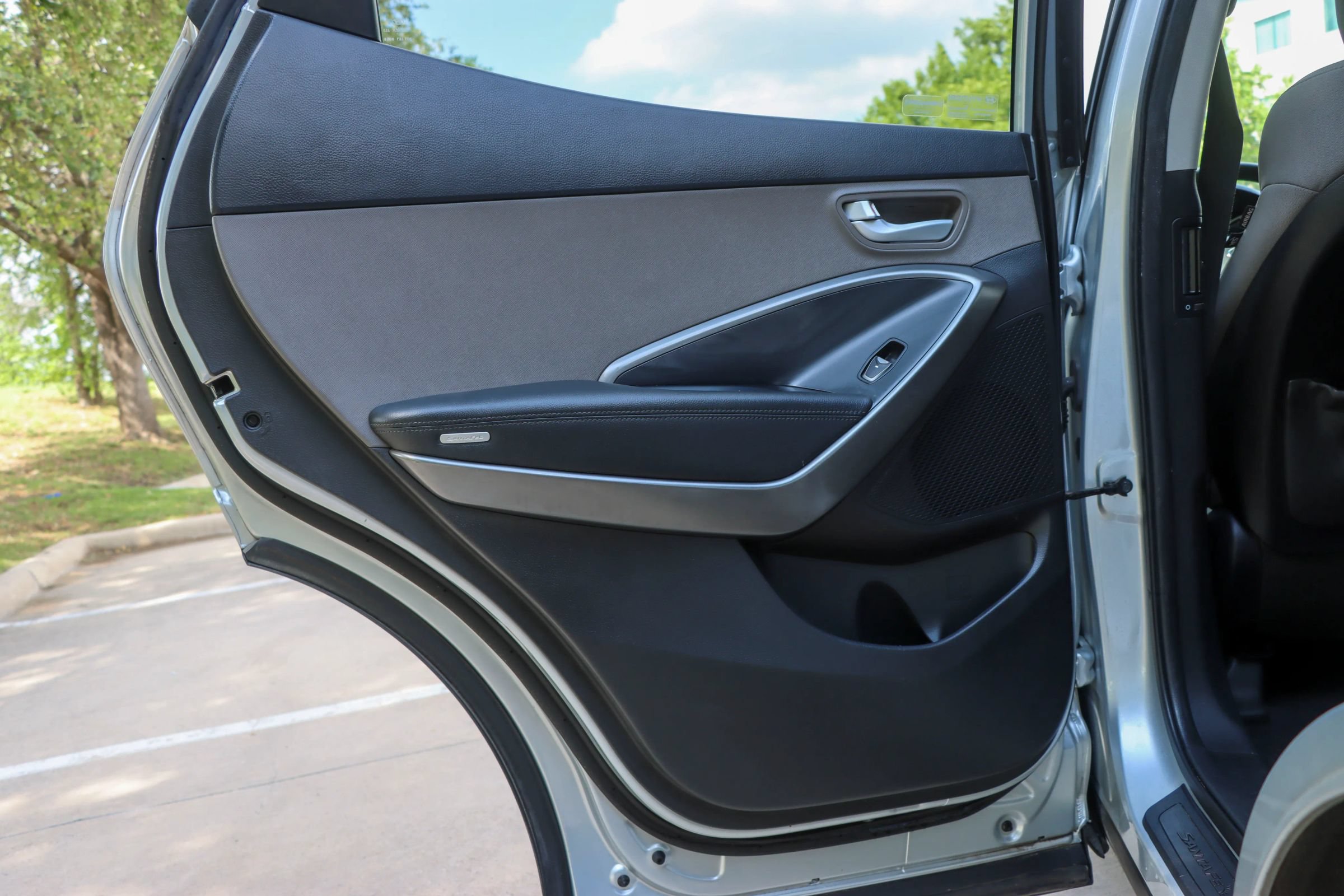 Used 2017 Hyundai Santa Fe Sport FWD image 11