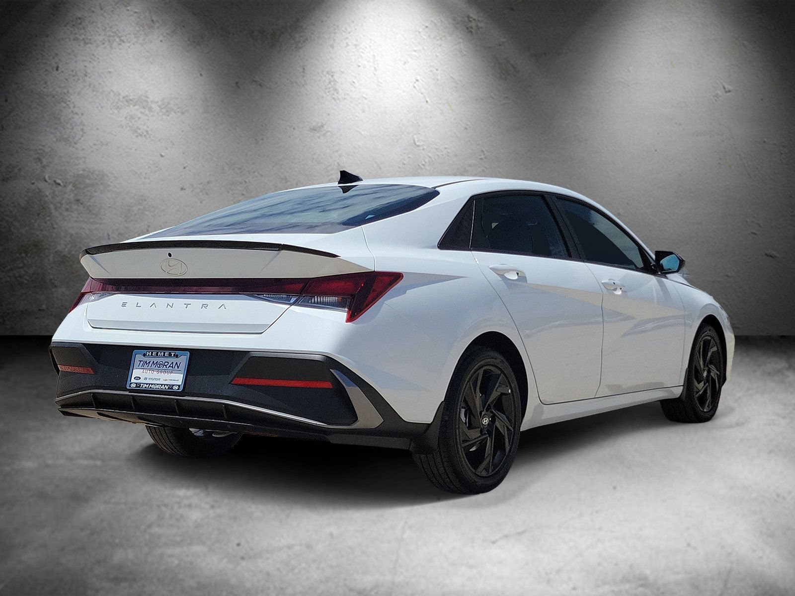 New 2026 Hyundai Elantra SEL Sport FWD image 3
