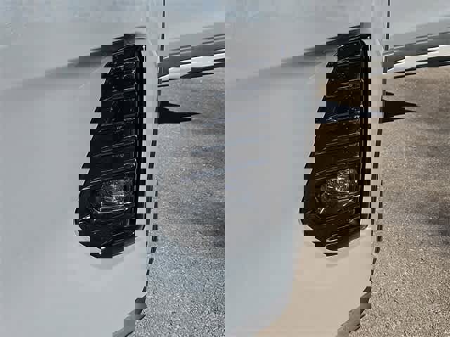 Used 2021 Nissan Kicks SR w/ Interior Electronics Package image 11