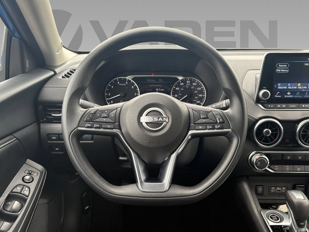 Used 2025 Nissan Sentra SV FWD image 9