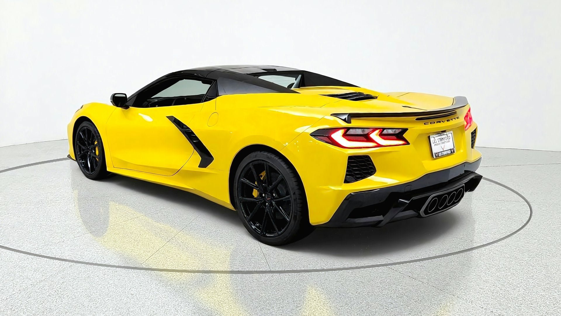 New 2027 Chevrolet Corvette Stingray Convertible w/ Stealth Interior Trim Package RWD image 3