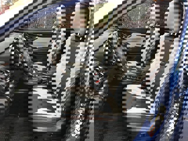 Used 2019 Subaru Crosstrek 2.0i Limited w/ Moonroof Package w/Navigation image 6