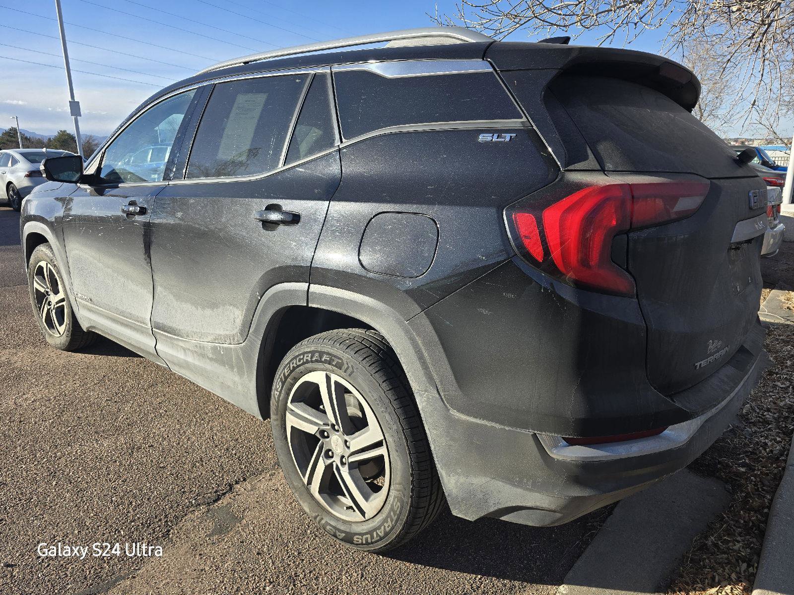 Used 2020 GMC Terrain SLT image 12