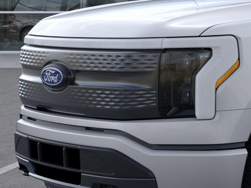 New 2025 Ford F150 Lightning XLT AWD/4WD image 18