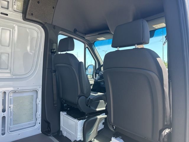 Used 2026 Mercedes-Benz Sprinter 2500 image 37