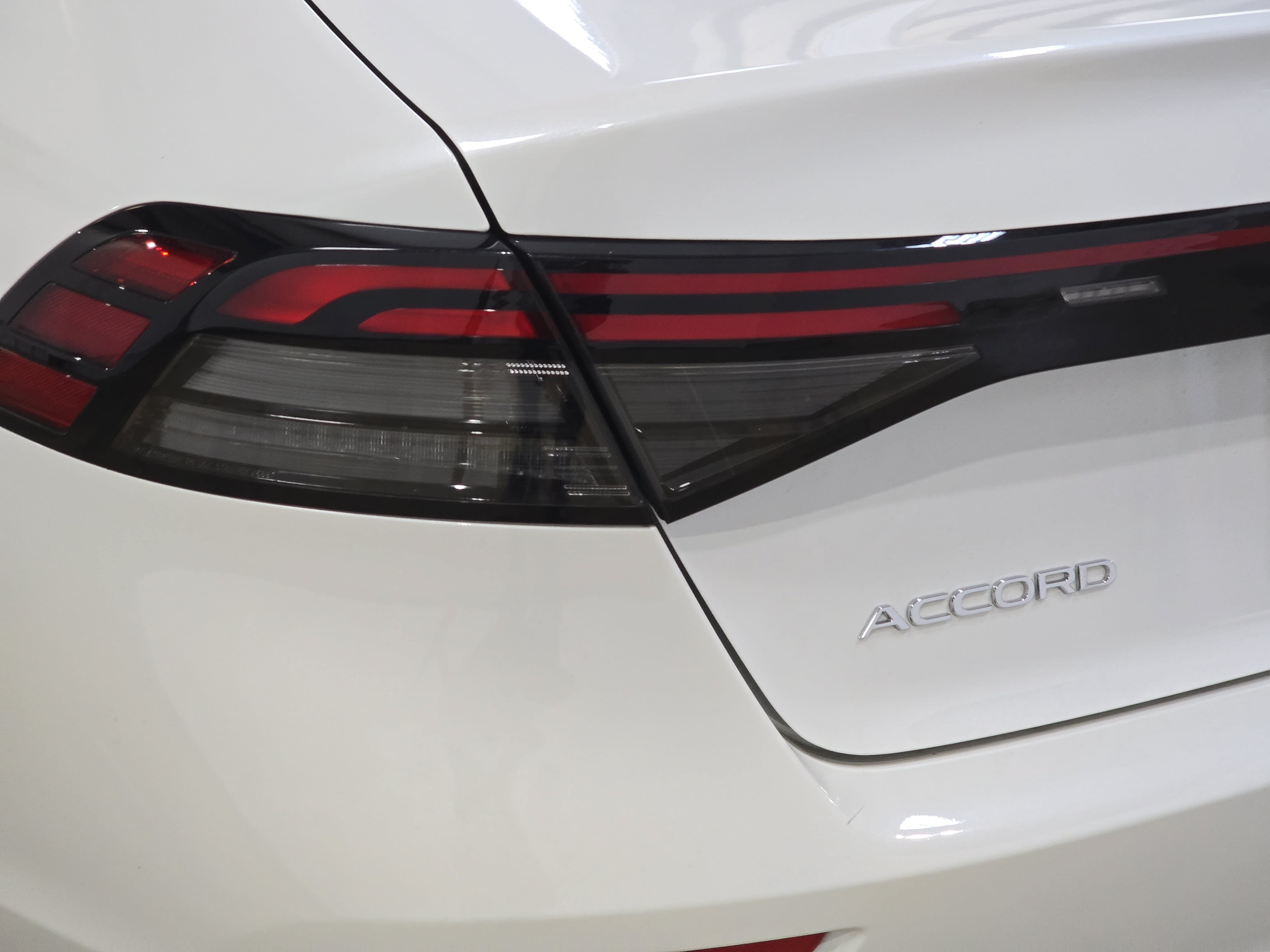 Used 2023 Honda Accord EX image 29