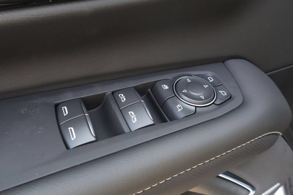 New 2026 Chevrolet Suburban Premier AWD/4WD image 19