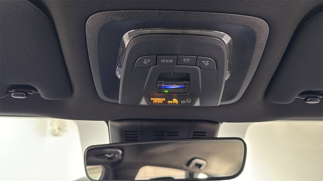 New 2026 Toyota Crown Signia image 11