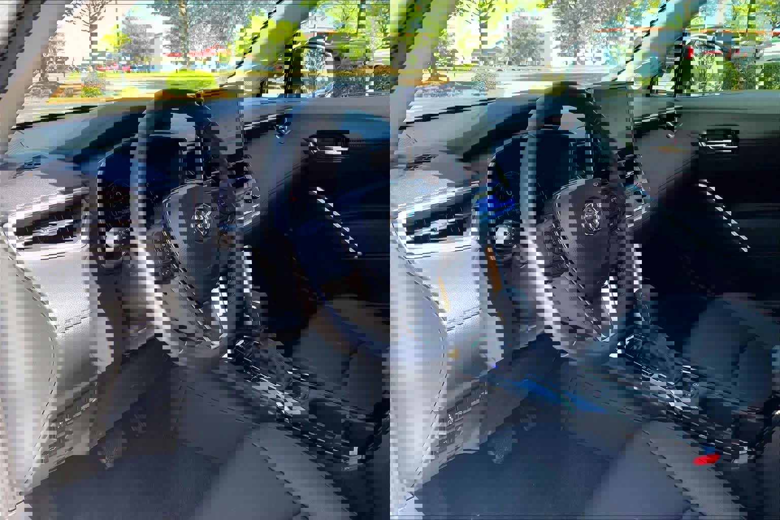 Used 2023 Toyota Corolla Cross XLE w/ Convenience Package image 18