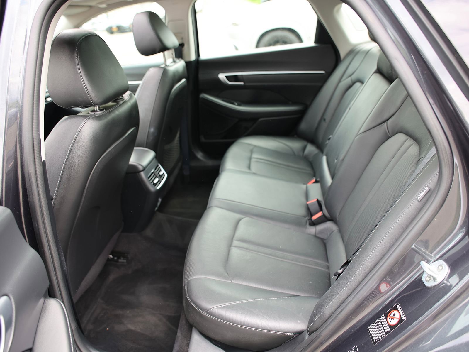 Used 2020 Hyundai Sonata Limited FWD image 18