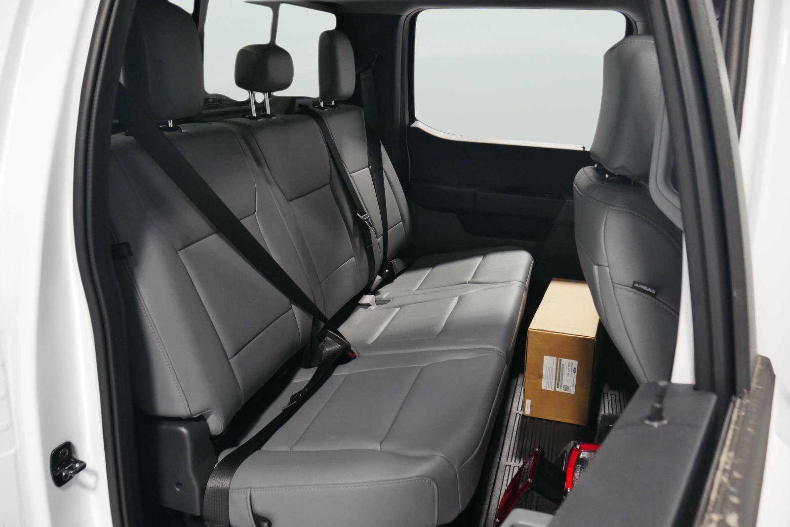 New 2025 Ford F250 XL w/ XL Chrome Package image 54