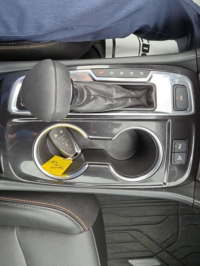 Certified 2024 Chevrolet Equinox Premier AWD/4WD image 21