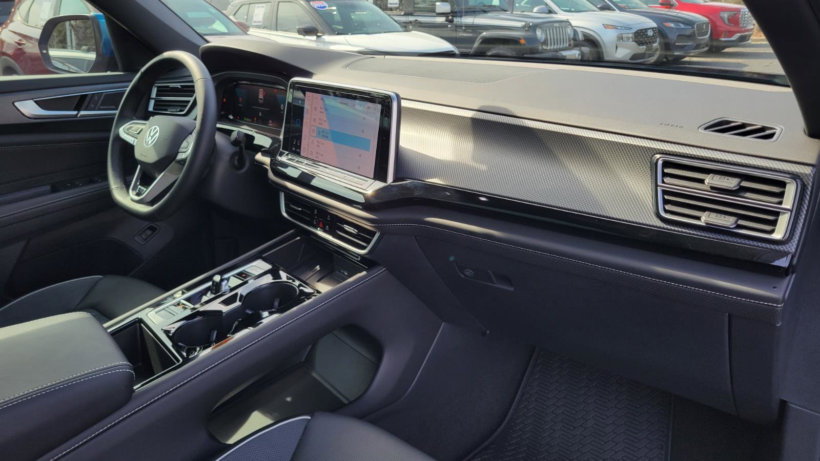 Certified 2025 Volkswagen Atlas Cross Sport SEL Premium R-Line image 41