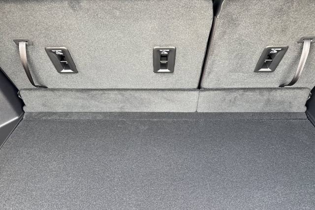 New 2026 GMC Terrain AT4 w/ LPO, Floor Liner Package image 17