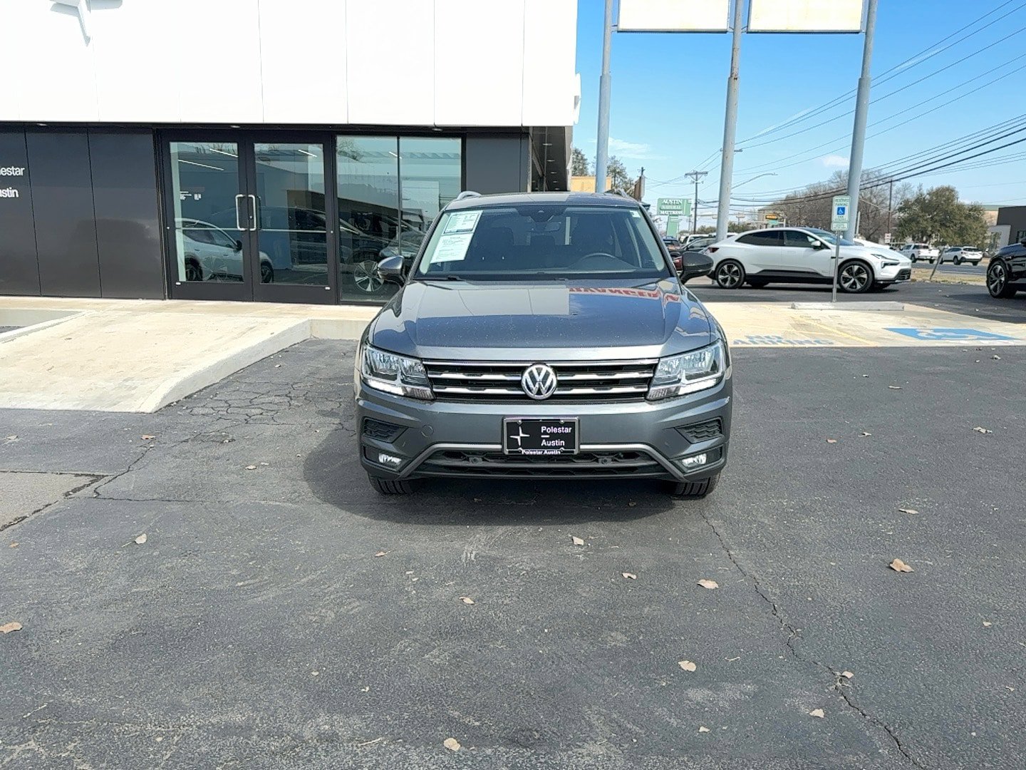 Used 2020 Volkswagen Tiguan SEL image 8