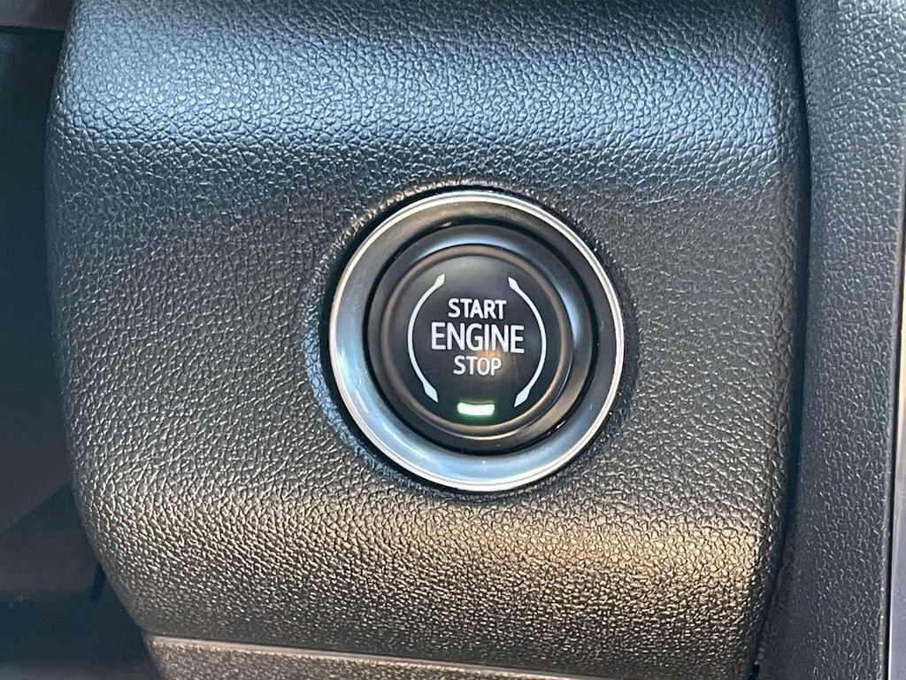 Used 2024 GMC Acadia AT4 w/ Luxury Package image 34