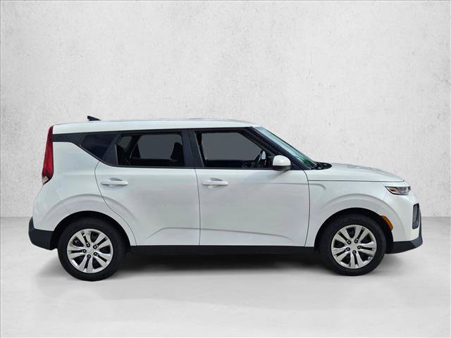 Used 2022 Kia Soul LX FWD image 4