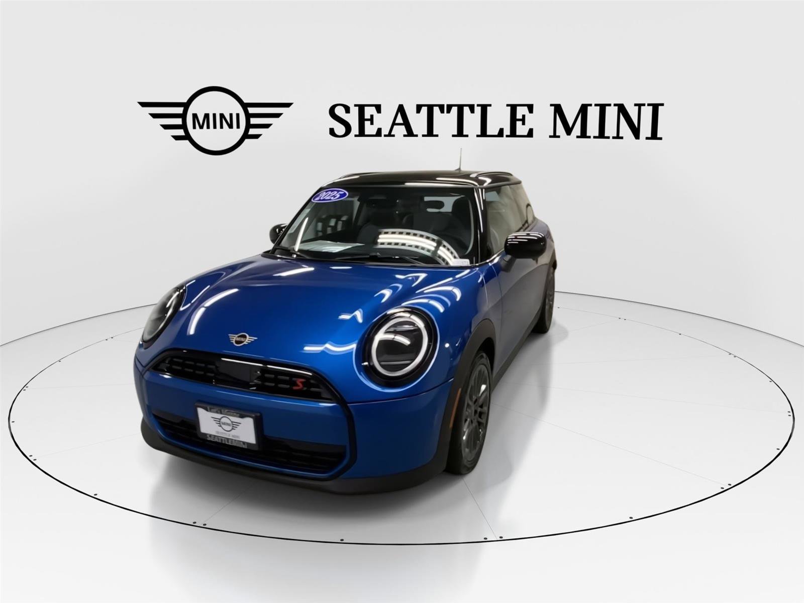 Certified 2025 MINI Cooper S image 4