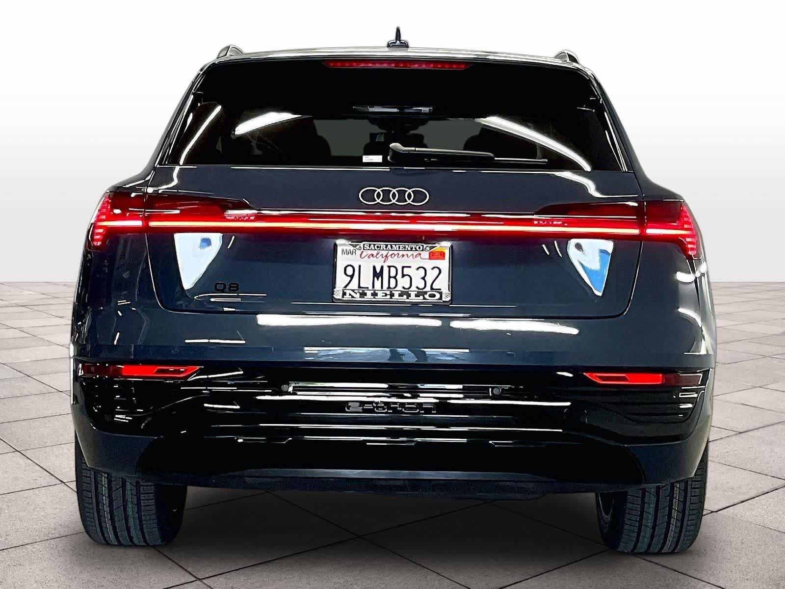 Certified 2024 Audi Q8 e-tron Premium Plus AWD/4WD image 6