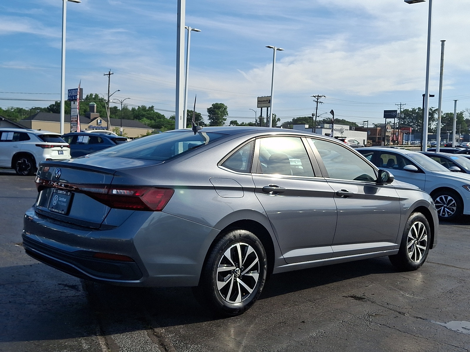 Certified 2025 Volkswagen Jetta S FWD image 6