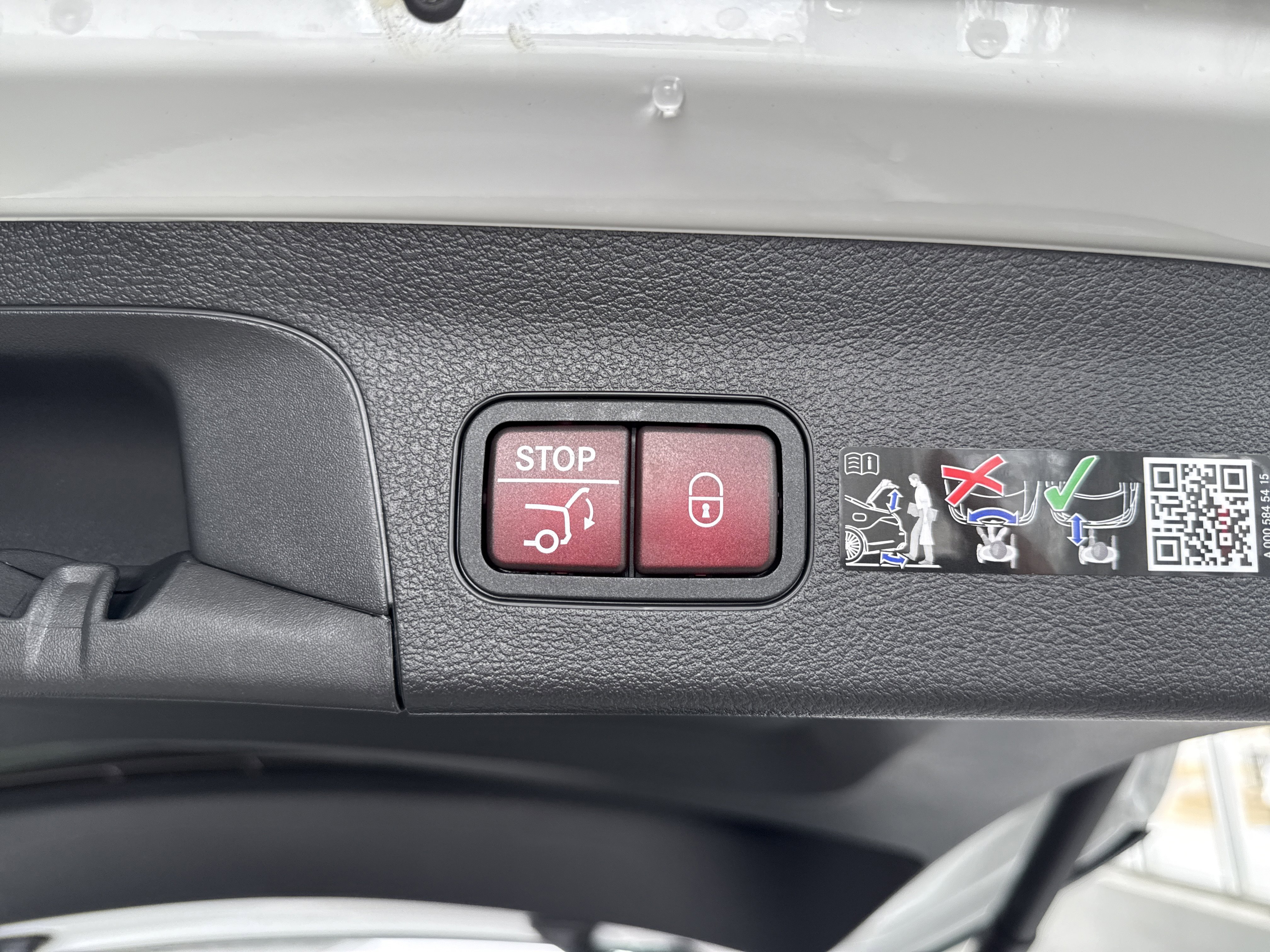 Certified 2026 Mercedes-Benz GLS 450 4MATIC image 20