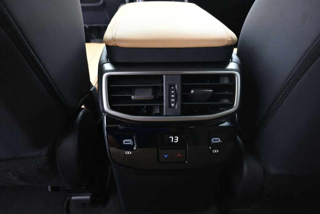 Used 2024 Lexus RX 350 Premium w/ Accessory Package (Z1) FWD image 19