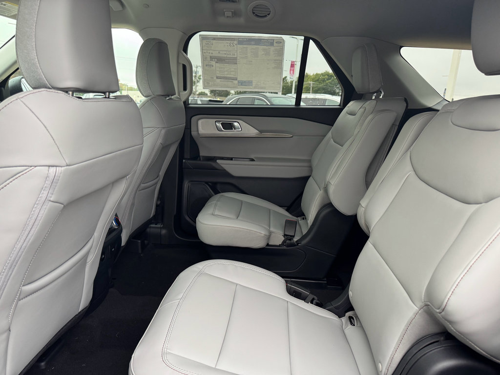 New 2026 Ford Explorer Active image 20